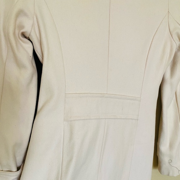 Nice coat - Picture 6 of 7